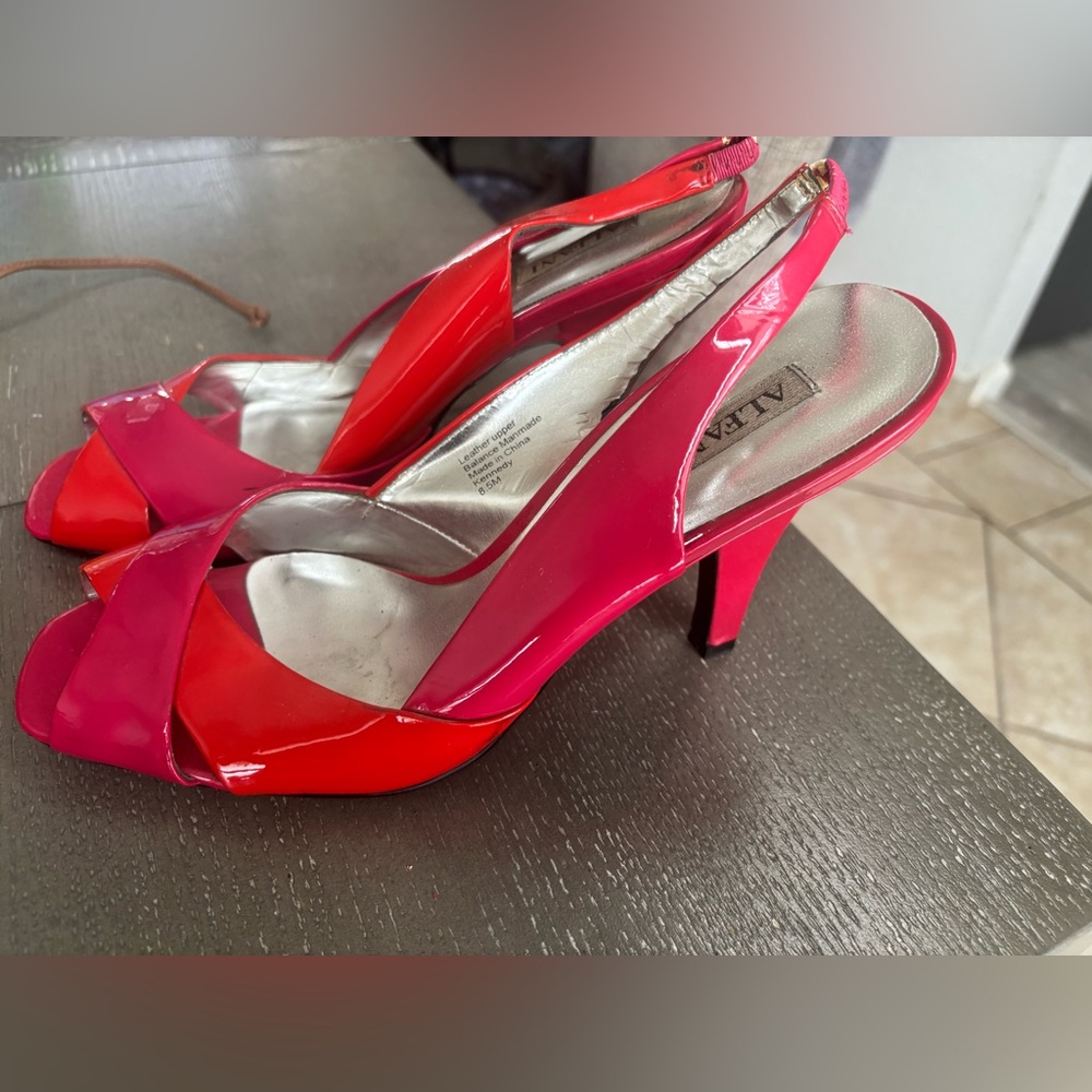 Alfani Red Shoes size 8.5M - Picture 2 of 5
